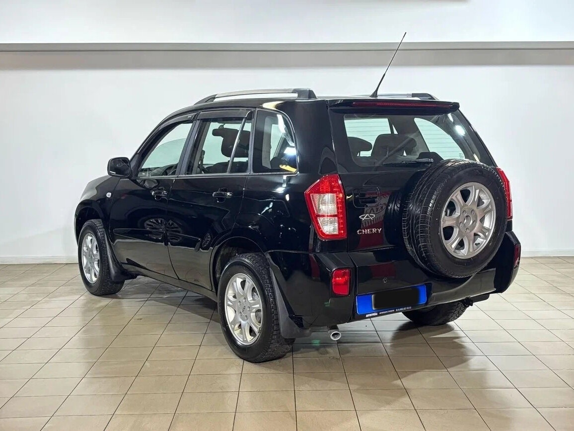 Chery Tiggo (T11) с пробегом — 2014 год. Фото: #4