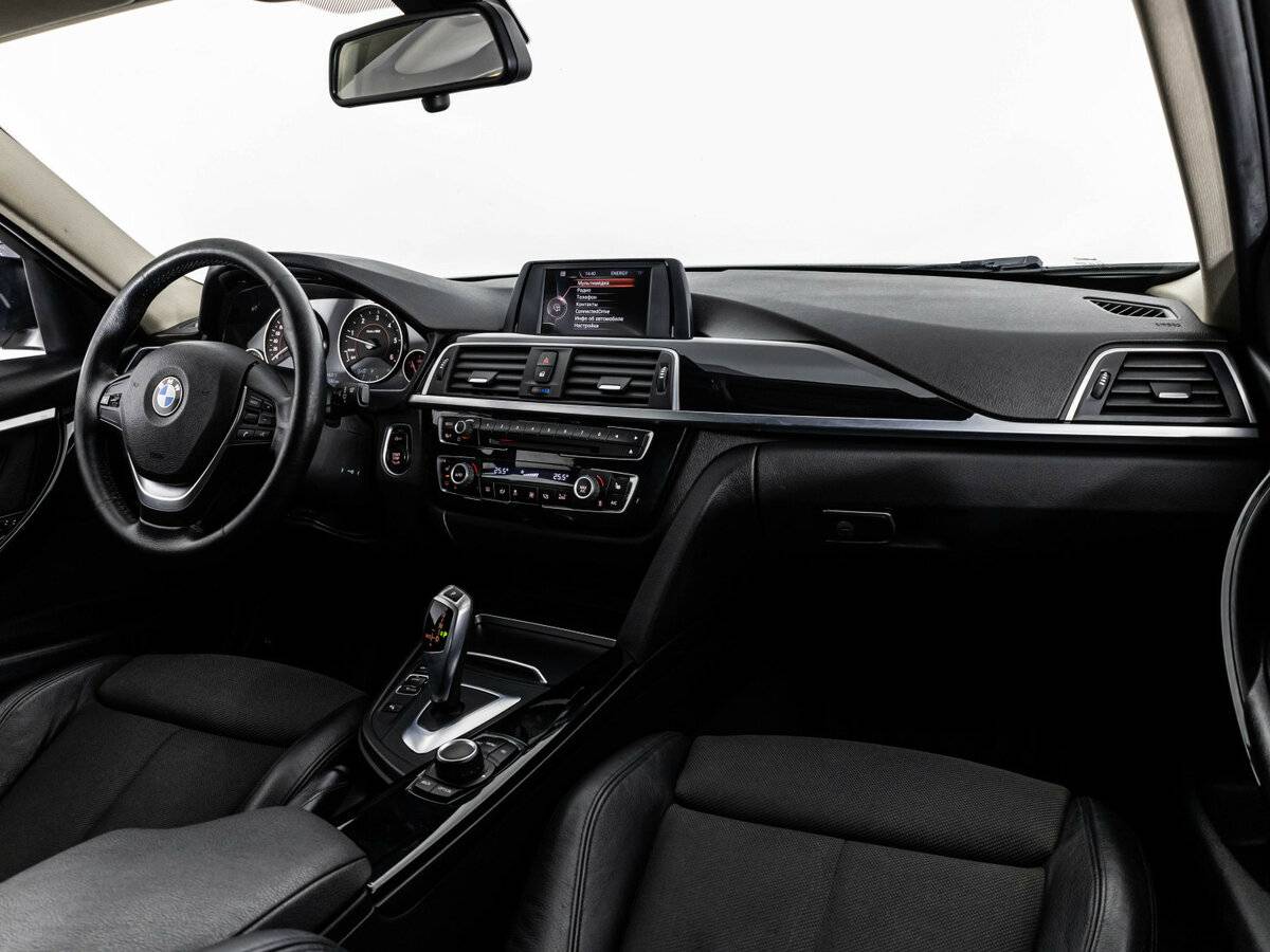 BMW 3 серии с пробегом — 2016 год. Фото: #7