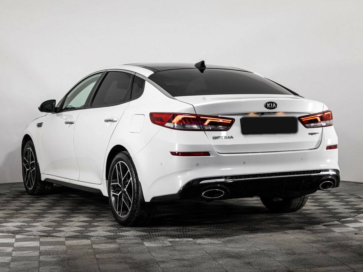 Kia Optima с пробегом — 2018 год. Фото: #7