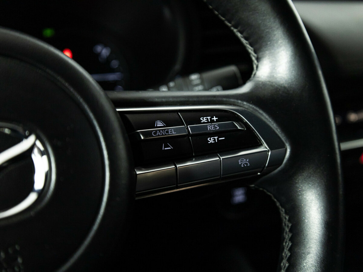 Mazda 3 с пробегом — 2019 год. Фото: #19