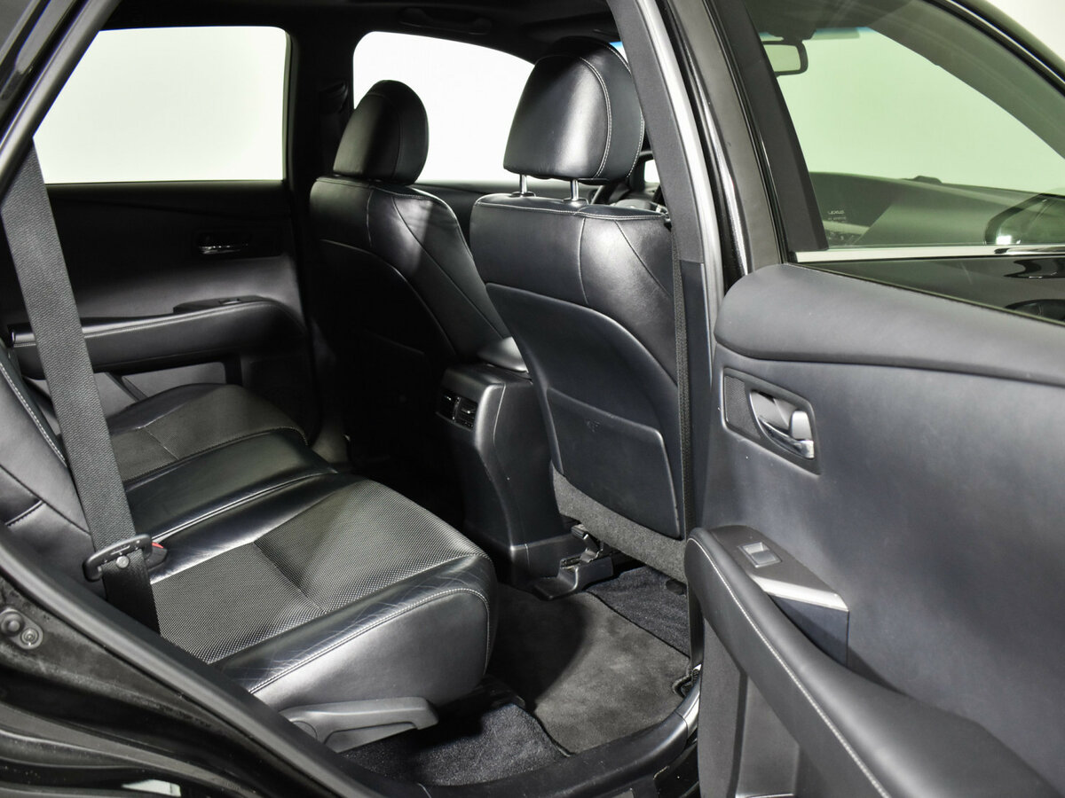 Lexus RX с пробегом — 2012 год. Фото: #10