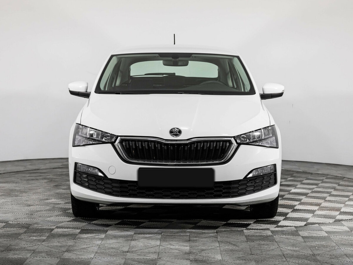 Skoda Rapid с пробегом — 2020 год. Фото: #1