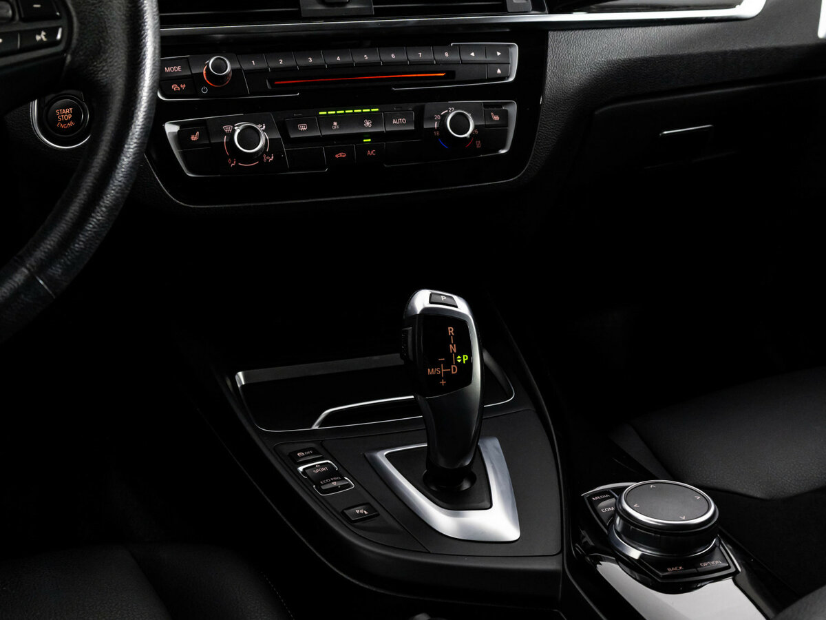 BMW 1 серии с пробегом — 2017 год. Фото: #10