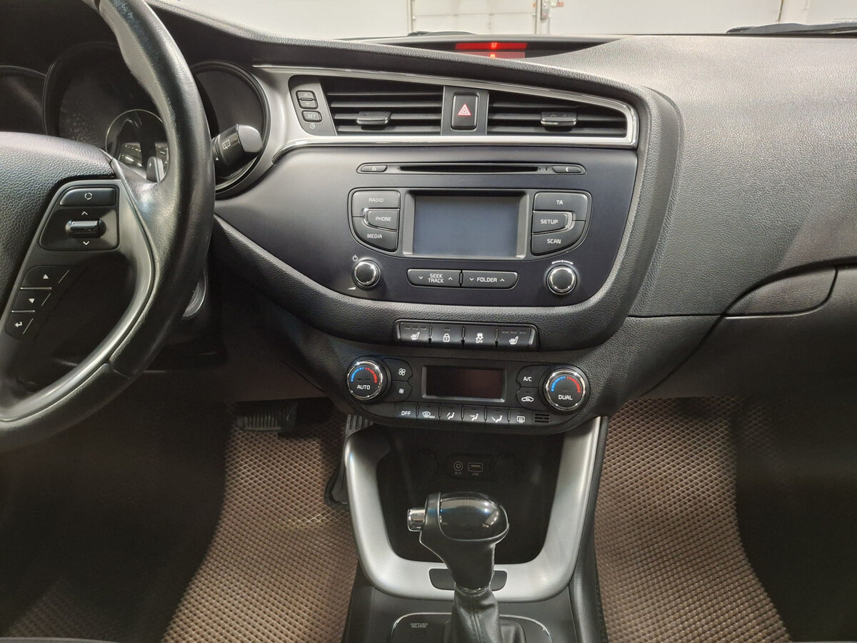 Kia Ceed с пробегом — 2018 год. Фото: #14