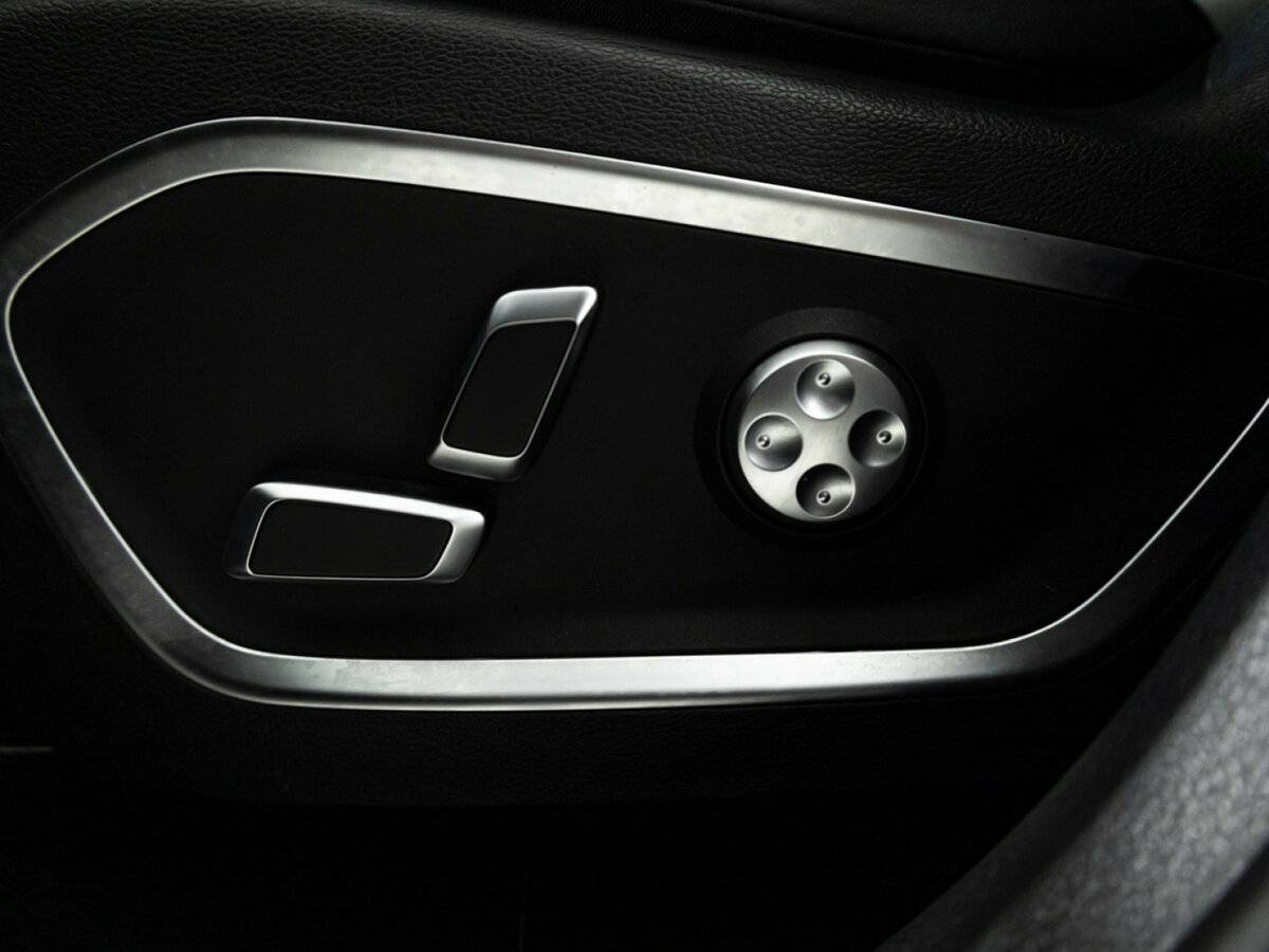 Geely Tugella с пробегом — 2023 год. Фото: #12