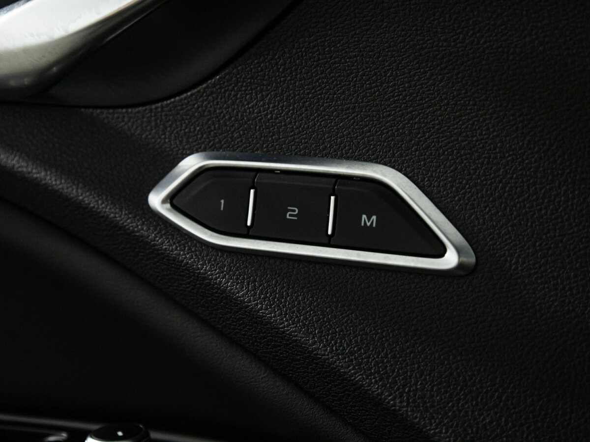 Geely Tugella с пробегом — 2023 год. Фото: #13