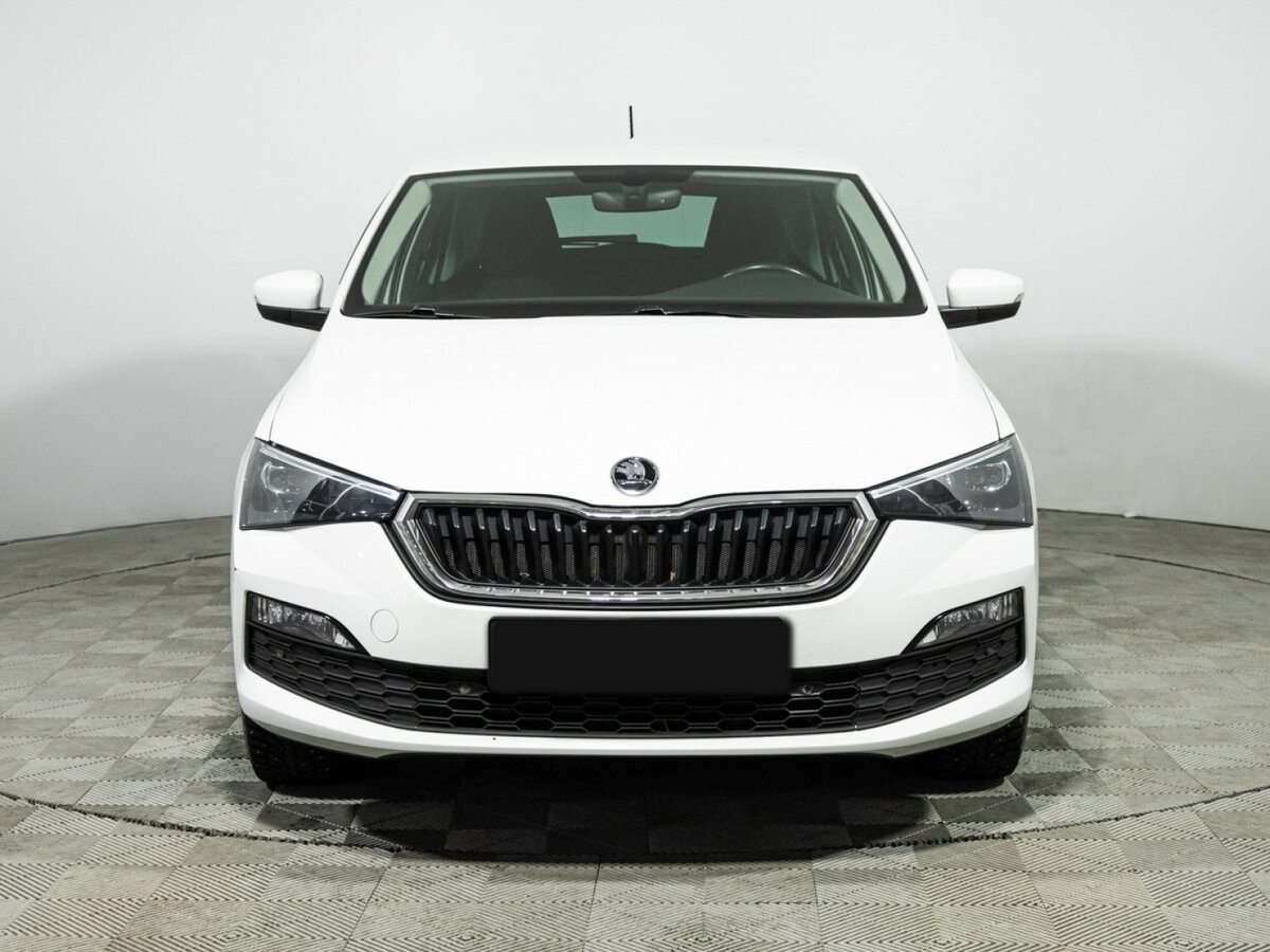 Skoda Rapid с пробегом — 2021 год. Фото: #1