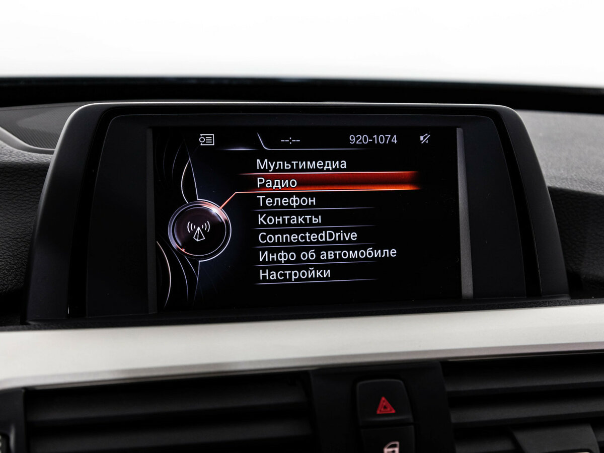 BMW 3 серии с пробегом — 2016 год. Фото: #13