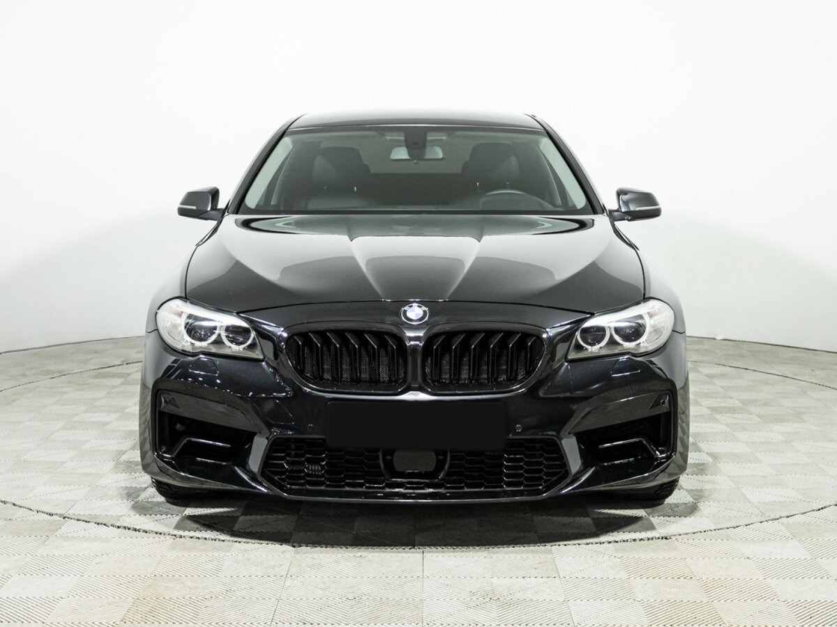 BMW 5 серии с пробегом — 2016 год. Фото: #1
