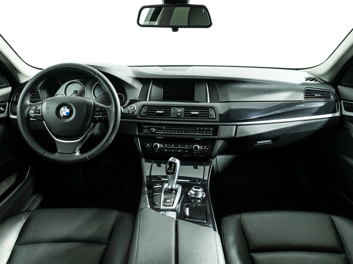 BMW 5 серии с пробегом — 2016 год. Фото: #12