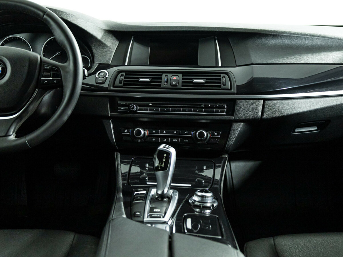 BMW 5 серии с пробегом — 2016 год. Фото: #13