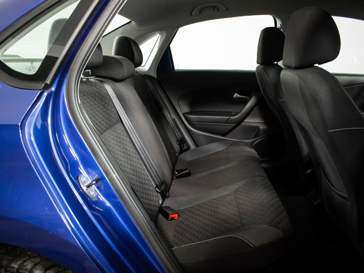 Volkswagen Polo с пробегом — 2018 год. Фото: #8