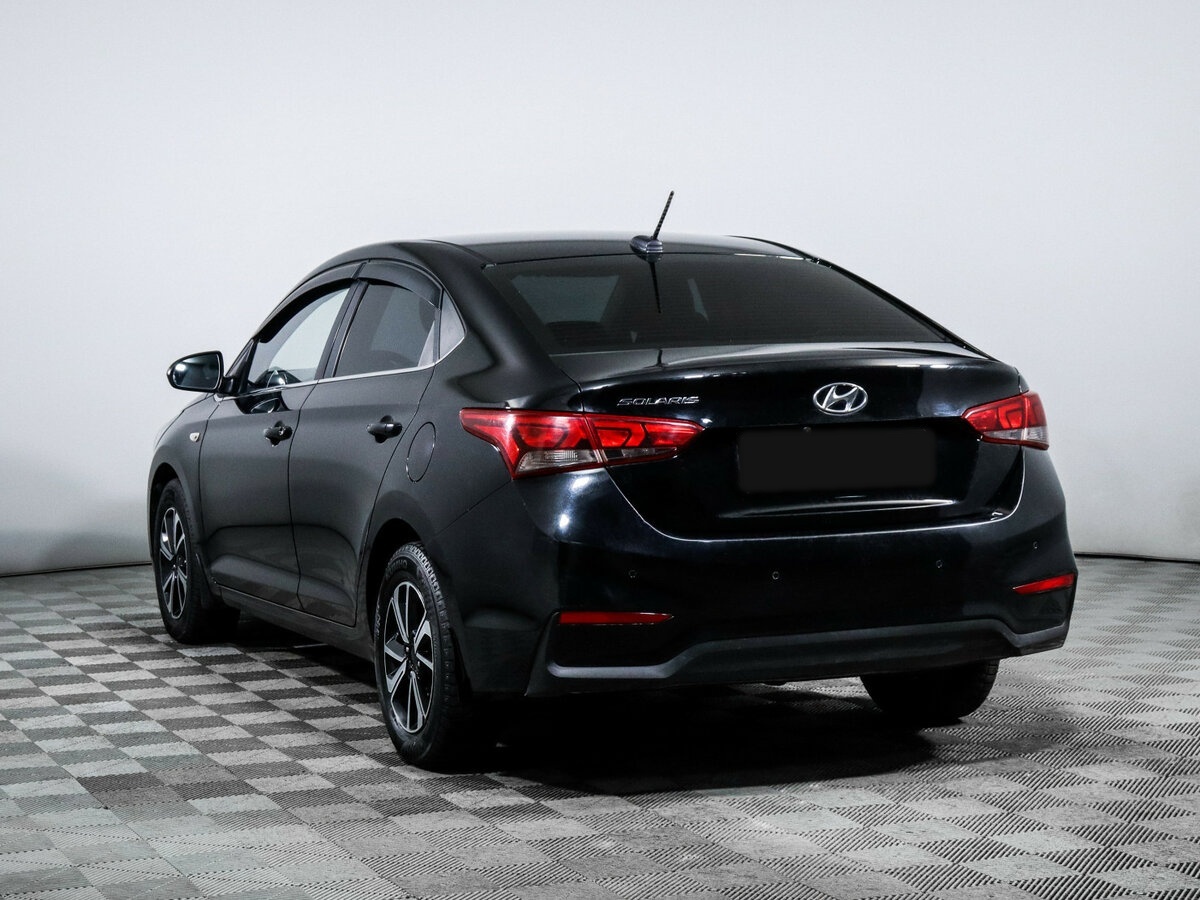 Hyundai Solaris с пробегом — 2018 год. Фото: #5