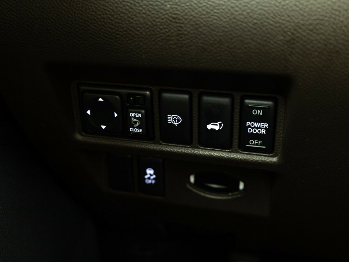 Infiniti FX с пробегом — 2012 год. Фото: #20