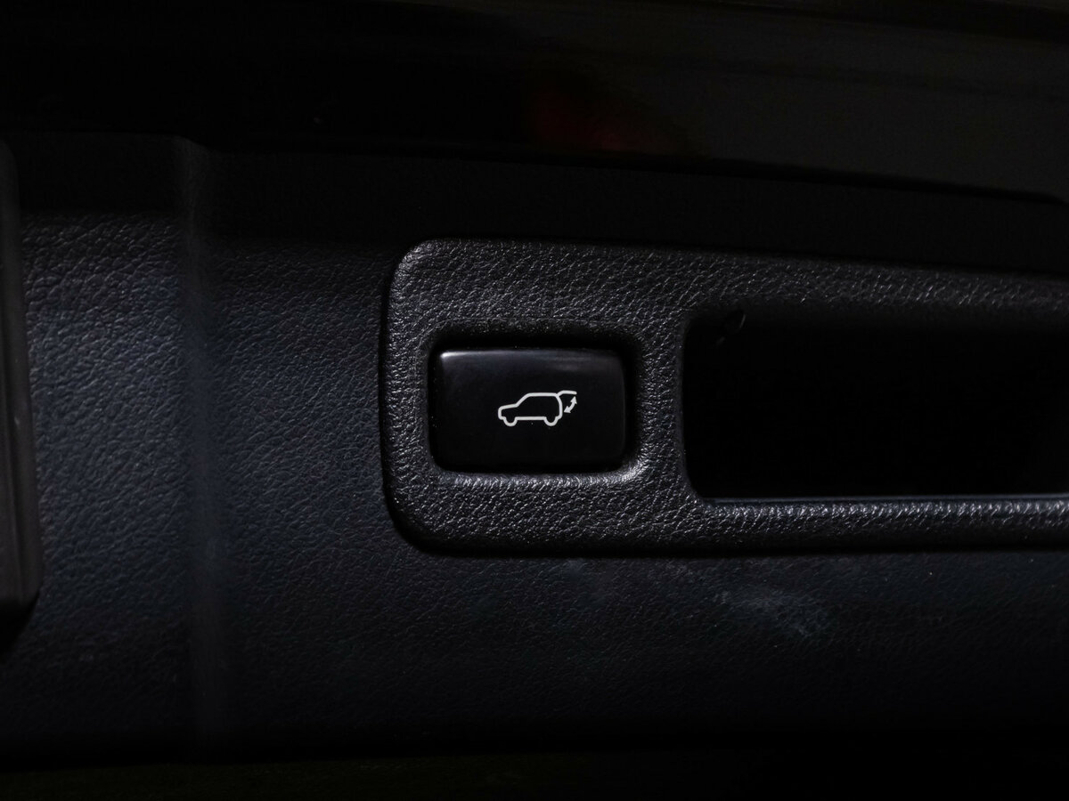 Lexus NX с пробегом — 2015 год. Фото: #16