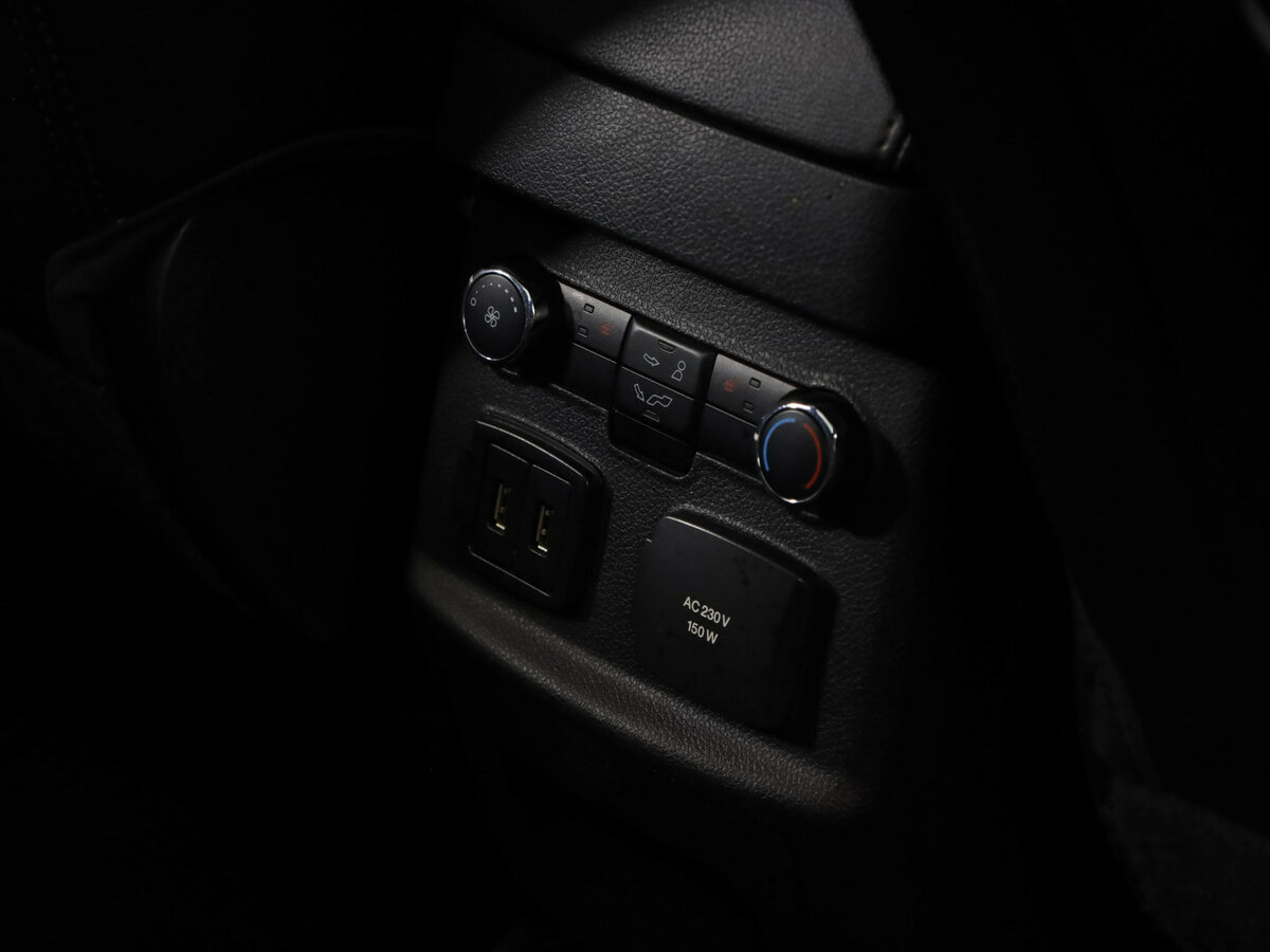 Ford Explorer с пробегом — 2015 год. Фото: #21