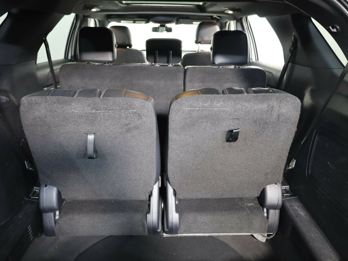 Ford Explorer с пробегом — 2015 год. Фото: #24