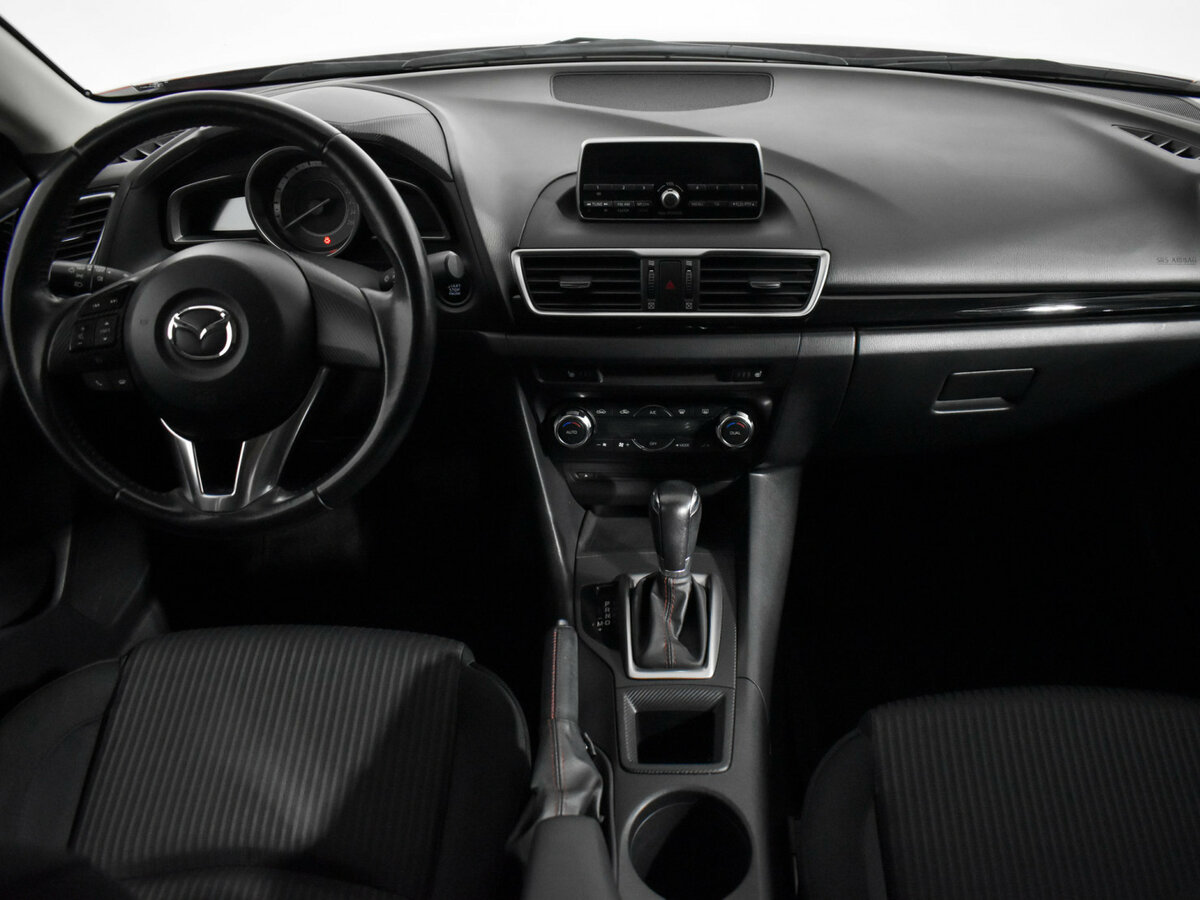 Mazda 3 с пробегом — 2013 год. Фото: #11