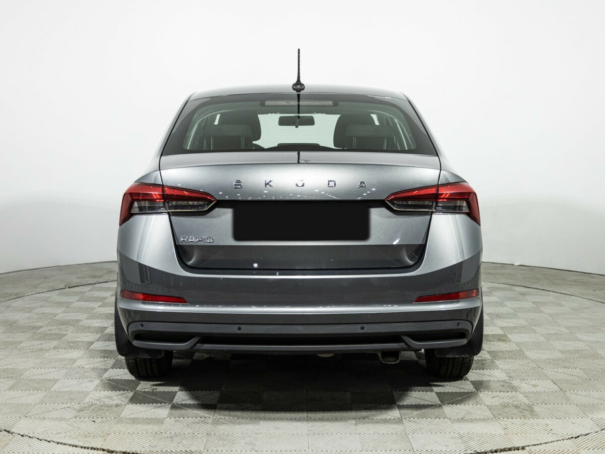Skoda Rapid с пробегом — 2020 год. Фото: #5