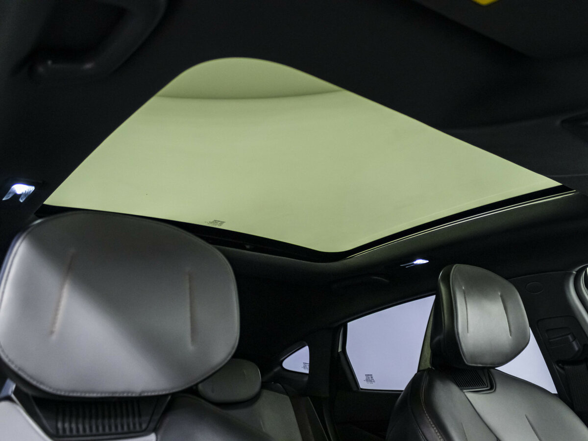 Changan UNI-V с пробегом — 2023 год. Фото: #17