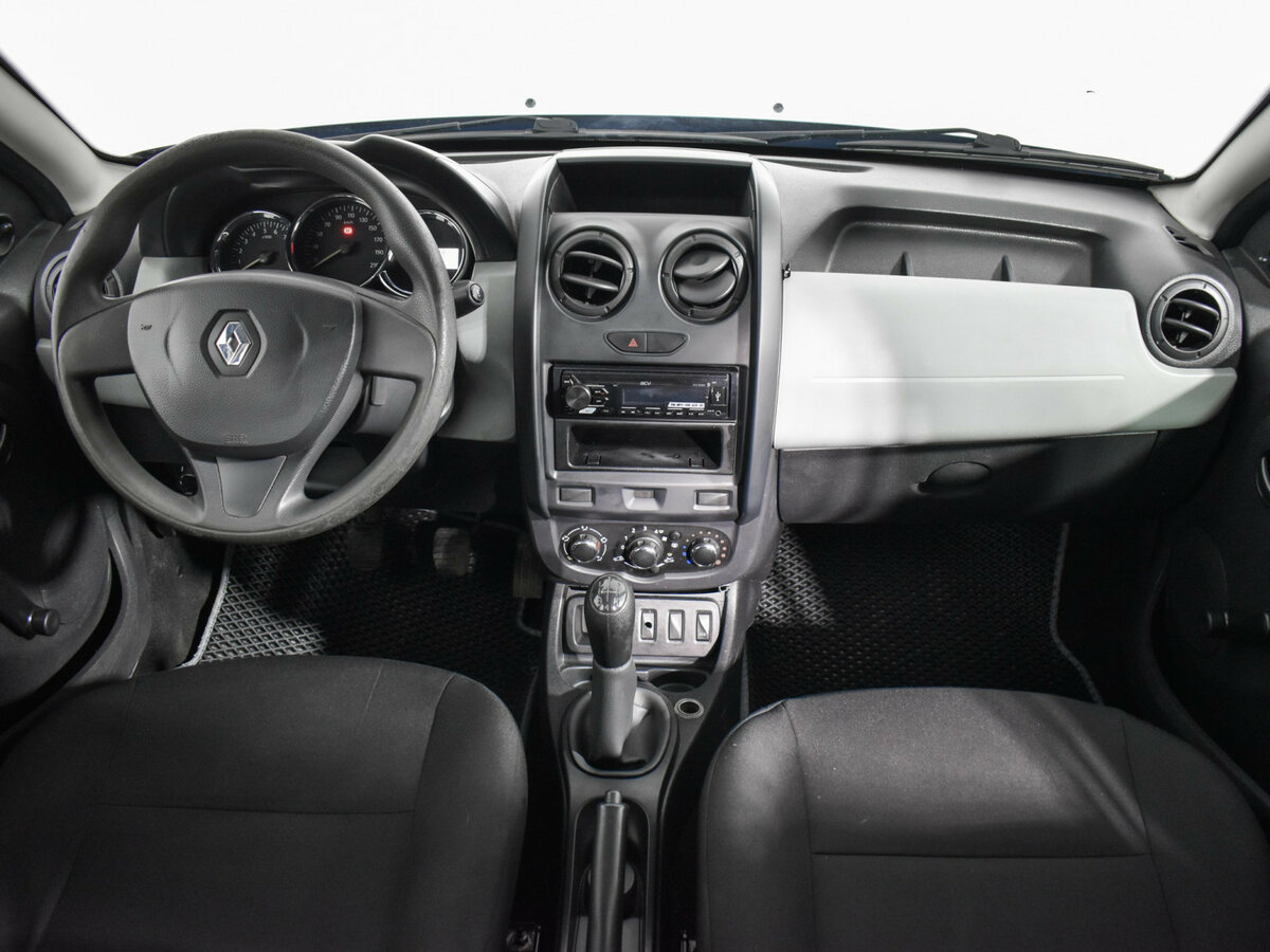 Renault Duster с пробегом — 2016 год. Фото: #12