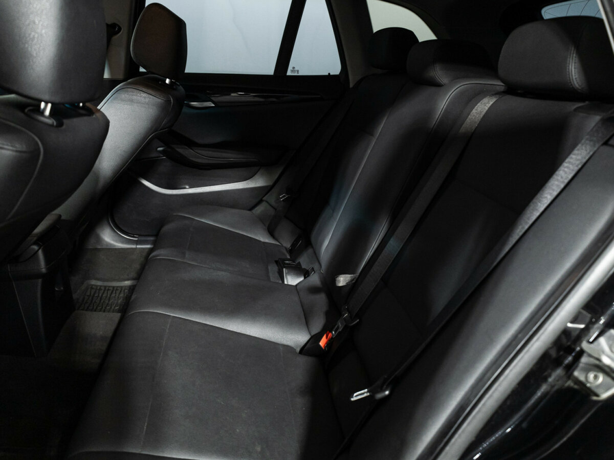 BMW X1 с пробегом — 2013 год. Фото: #9