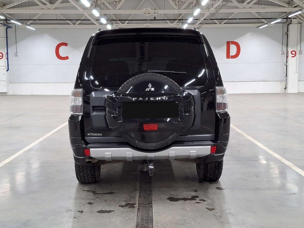 Mitsubishi Pajero с пробегом — 2012 год. Фото: #5