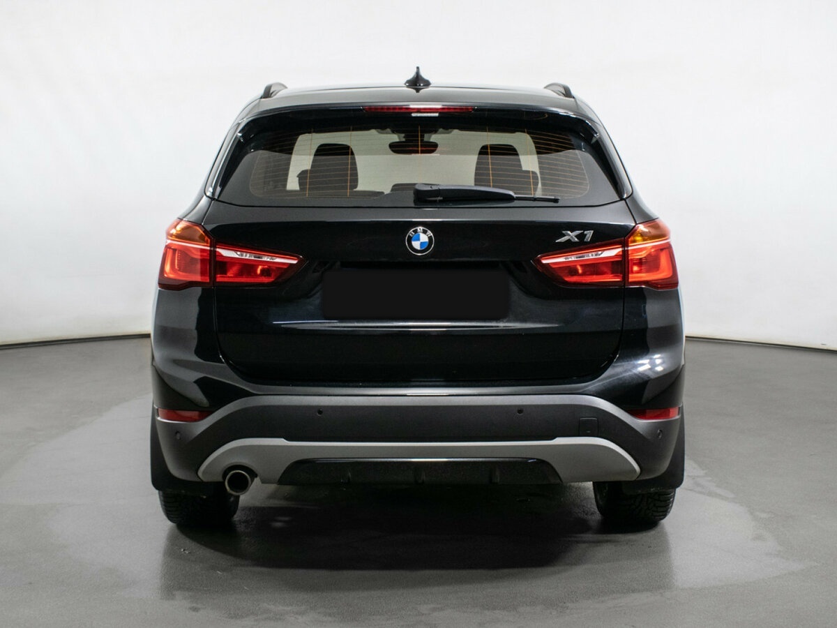 BMW X1 с пробегом — 2017 год. Фото: #5