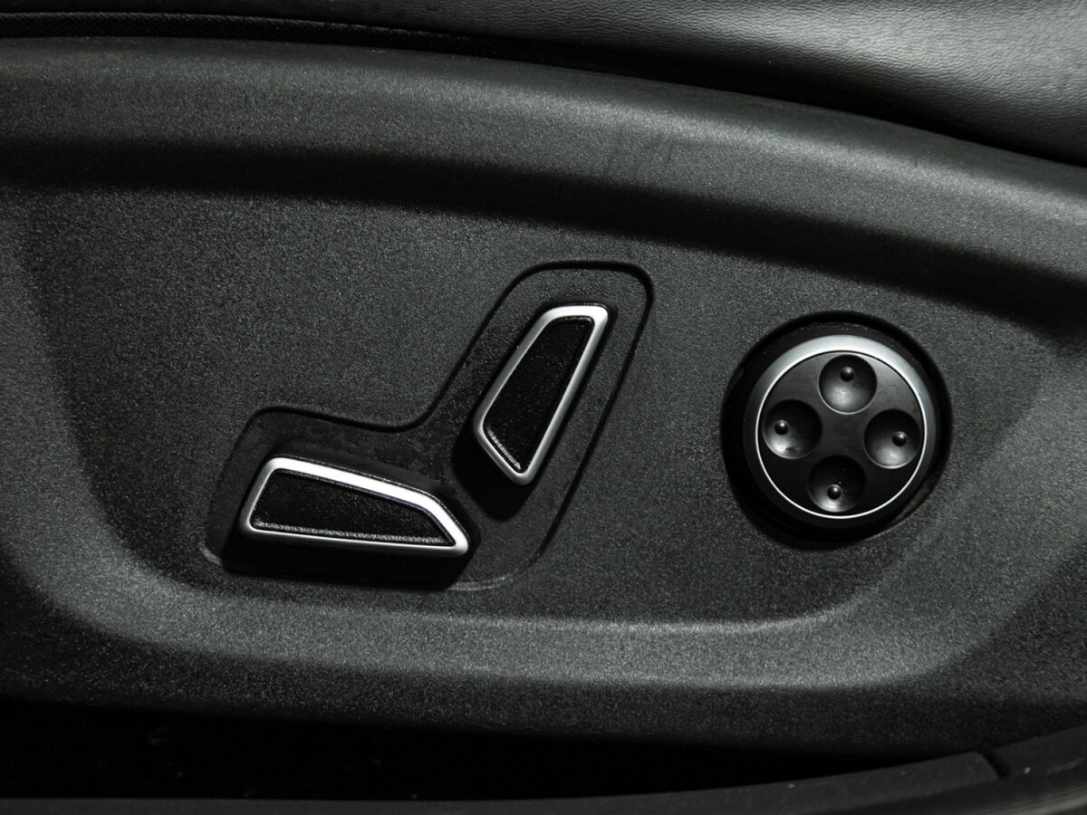 Changan UNI-V с пробегом — 2024 год. Фото: #14