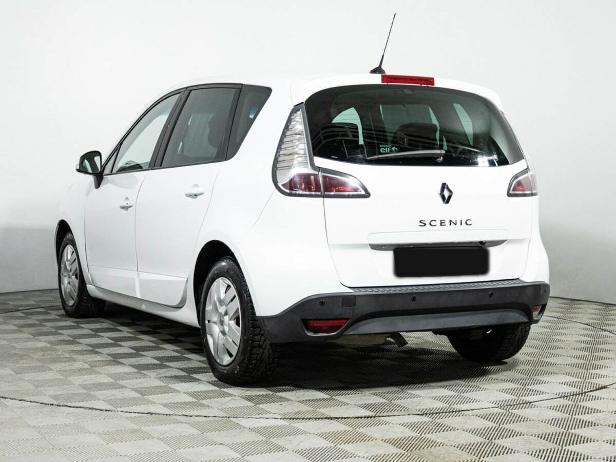 Renault Scenic с пробегом — 2012 год. Фото: #6