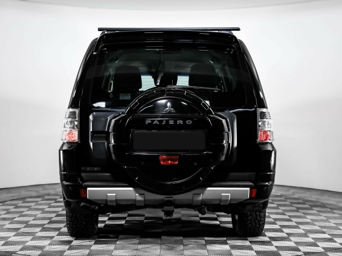 Mitsubishi Pajero с пробегом — 2013 год. Фото: #5
