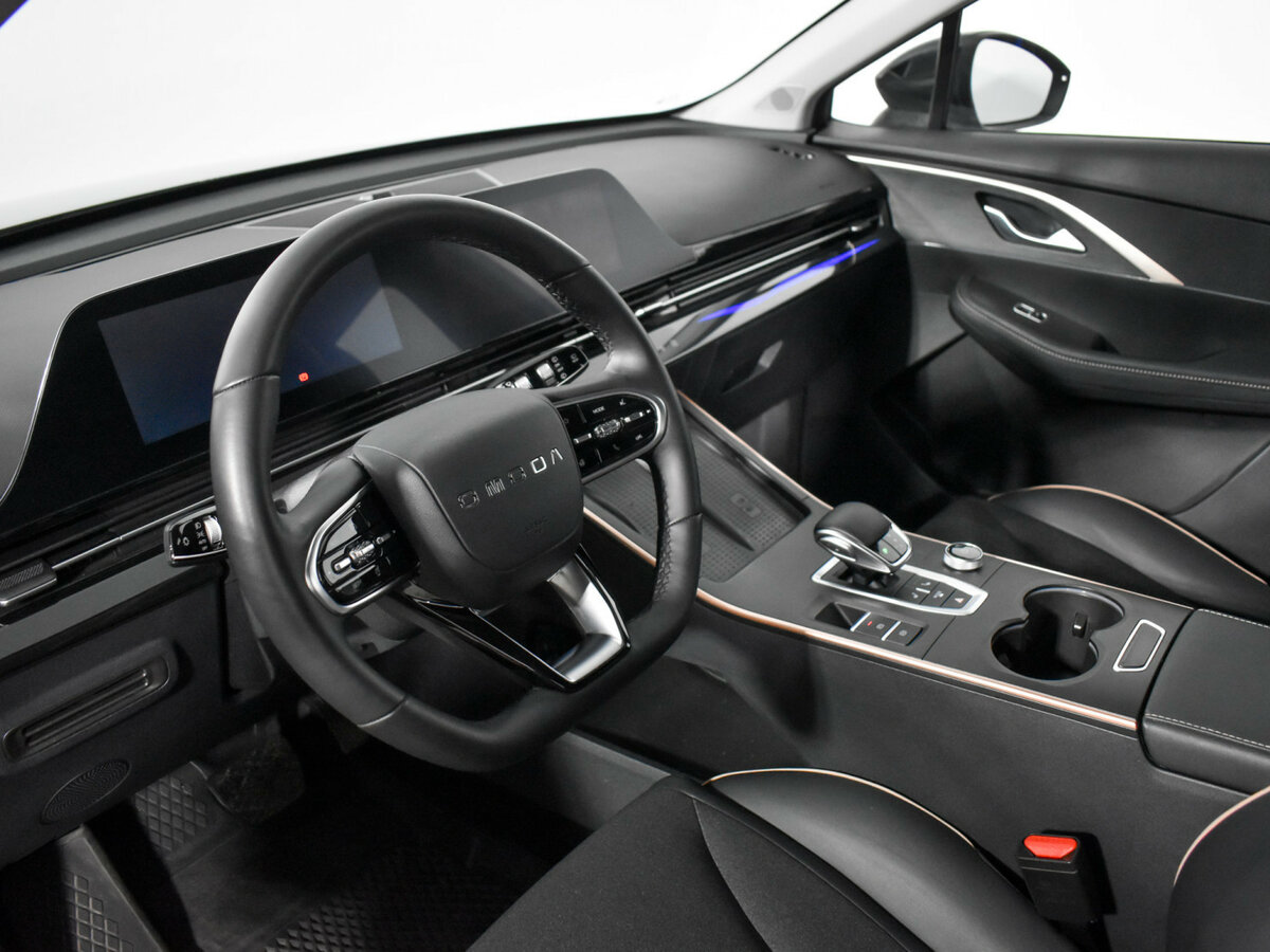 OMODA C5 с пробегом — 2024 год. Фото: #8