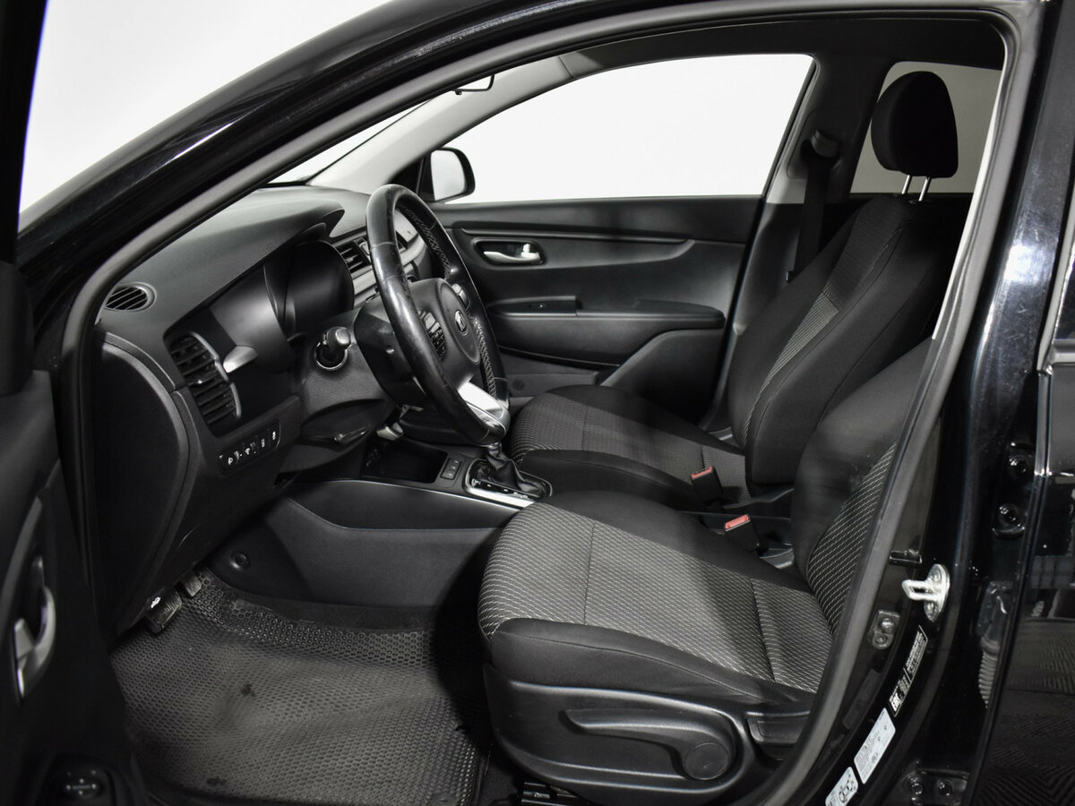 Kia Rio с пробегом — 2019 год. Фото: #9