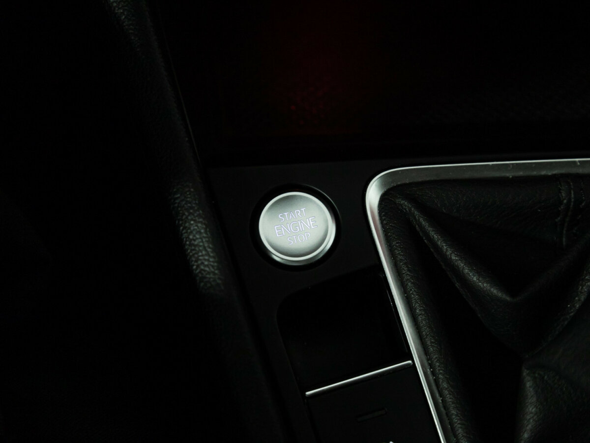 Volkswagen Jetta с пробегом — 2020 год. Фото: #16