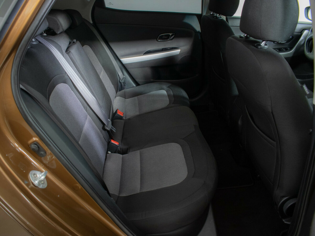 Kia Ceed с пробегом — 2016 год. Фото: #9