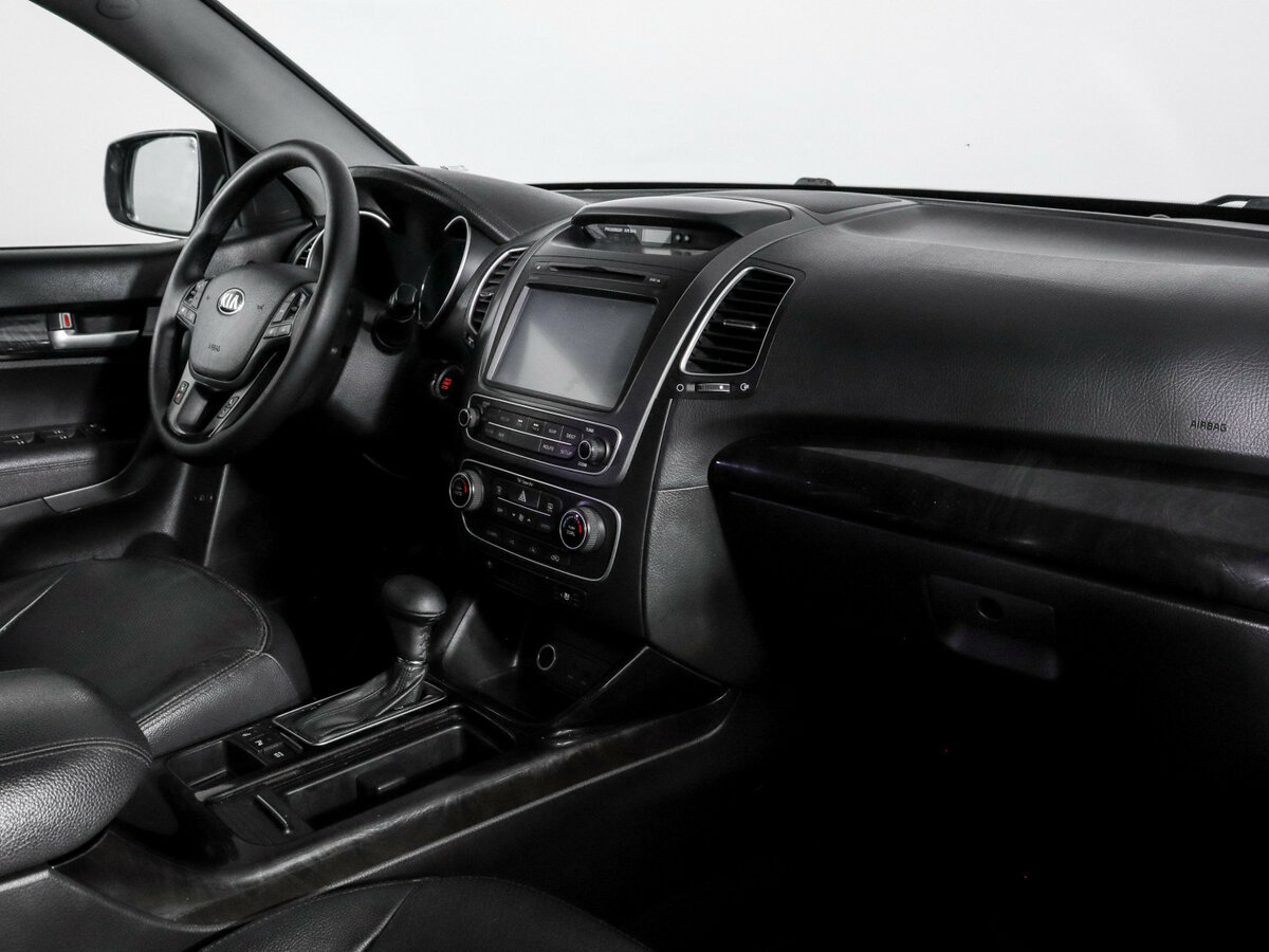 Kia Sorento с пробегом — 2013 год. Фото: #8
