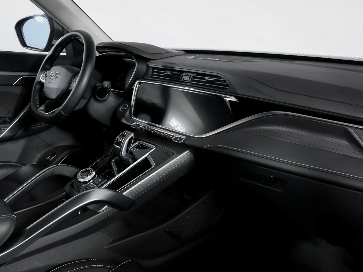 Geely Atlas Pro с пробегом — 2022 год. Фото: #8