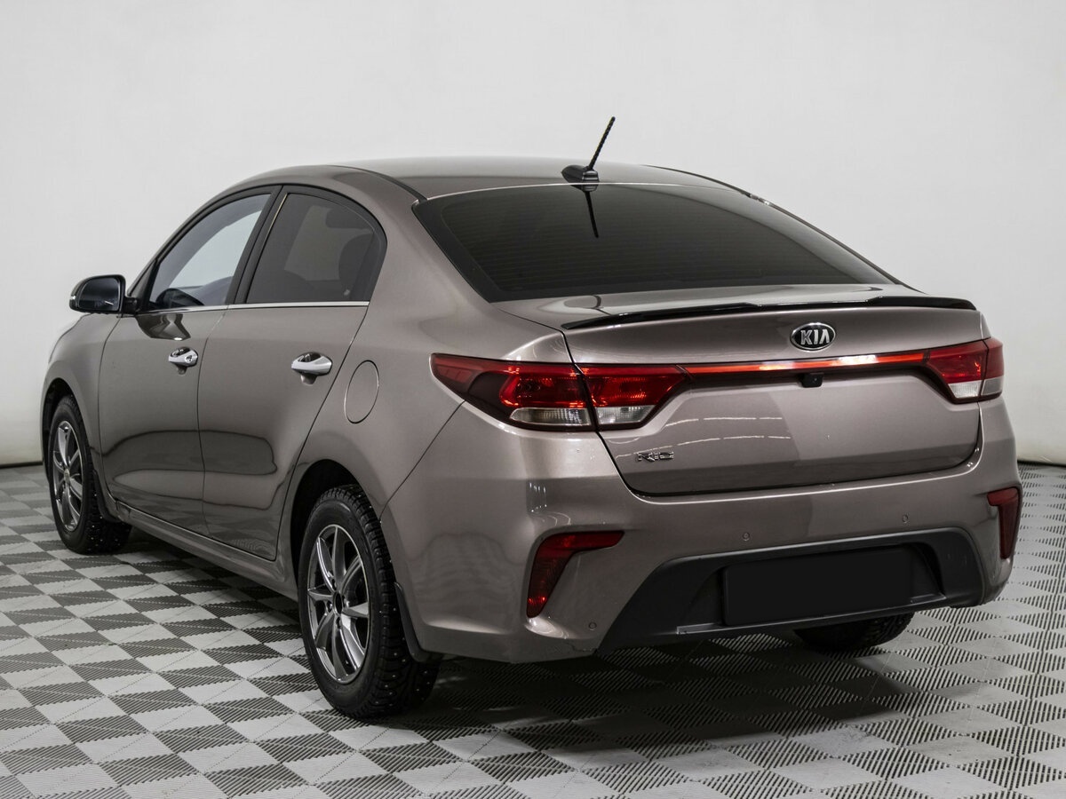 Kia Rio с пробегом — 2019 год. Фото: #5