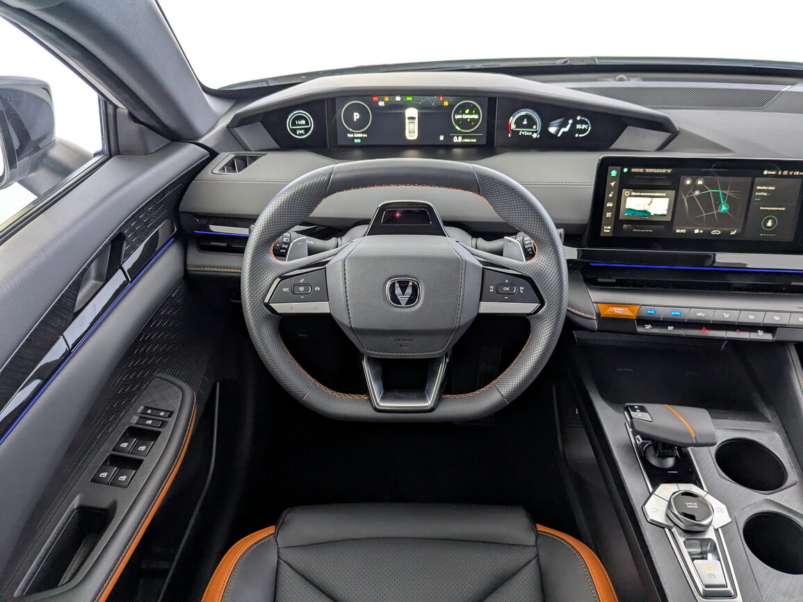 Changan UNI-V с пробегом — 2023 год. Фото: #21