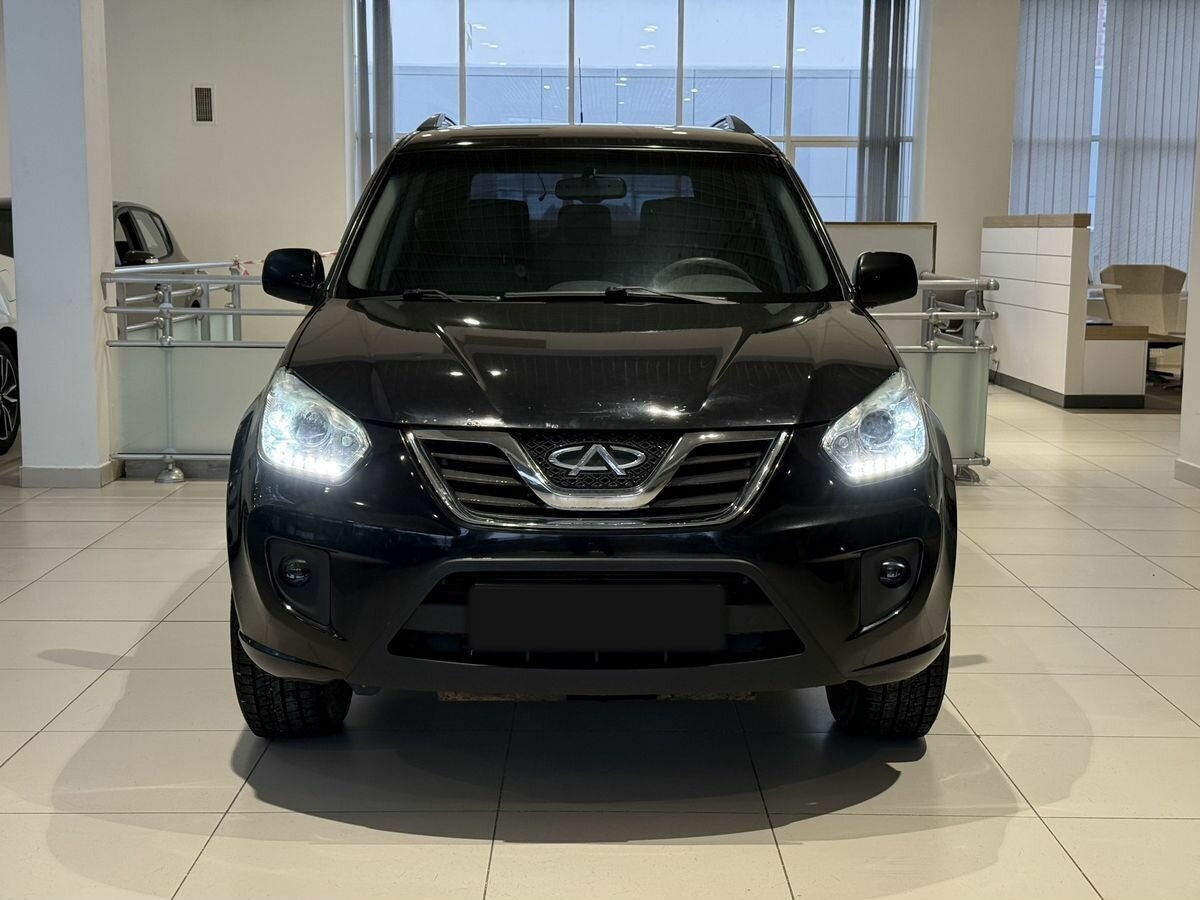 Chery Tiggo (T11) с пробегом — 2015 год. Фото: #1