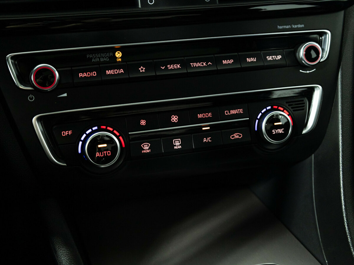 Kia Optima с пробегом — 2018 год. Фото: #18