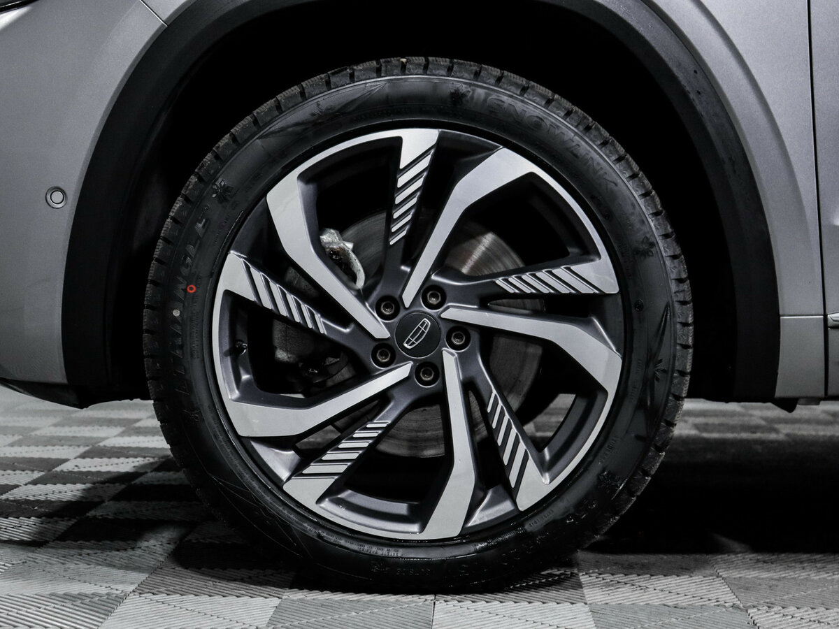 Geely Monjaro с пробегом — 2023 год. Фото: #14