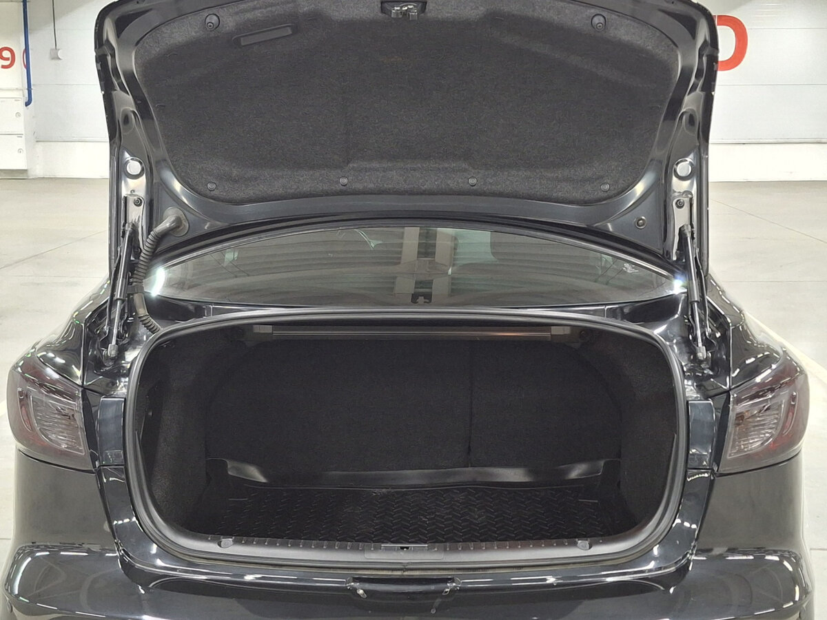 Mazda 3 с пробегом — 2013 год. Фото: #9