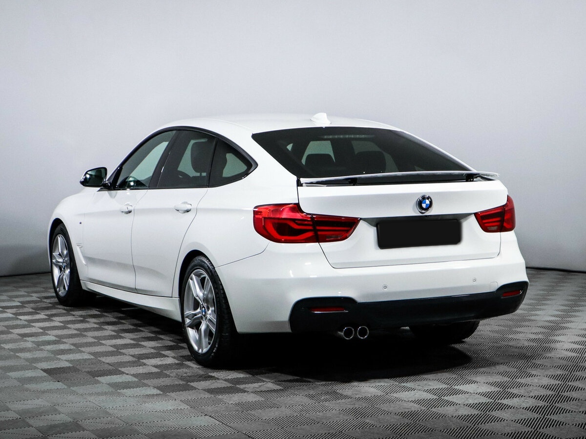 BMW 3 серии с пробегом — 2018 год. Фото: #5