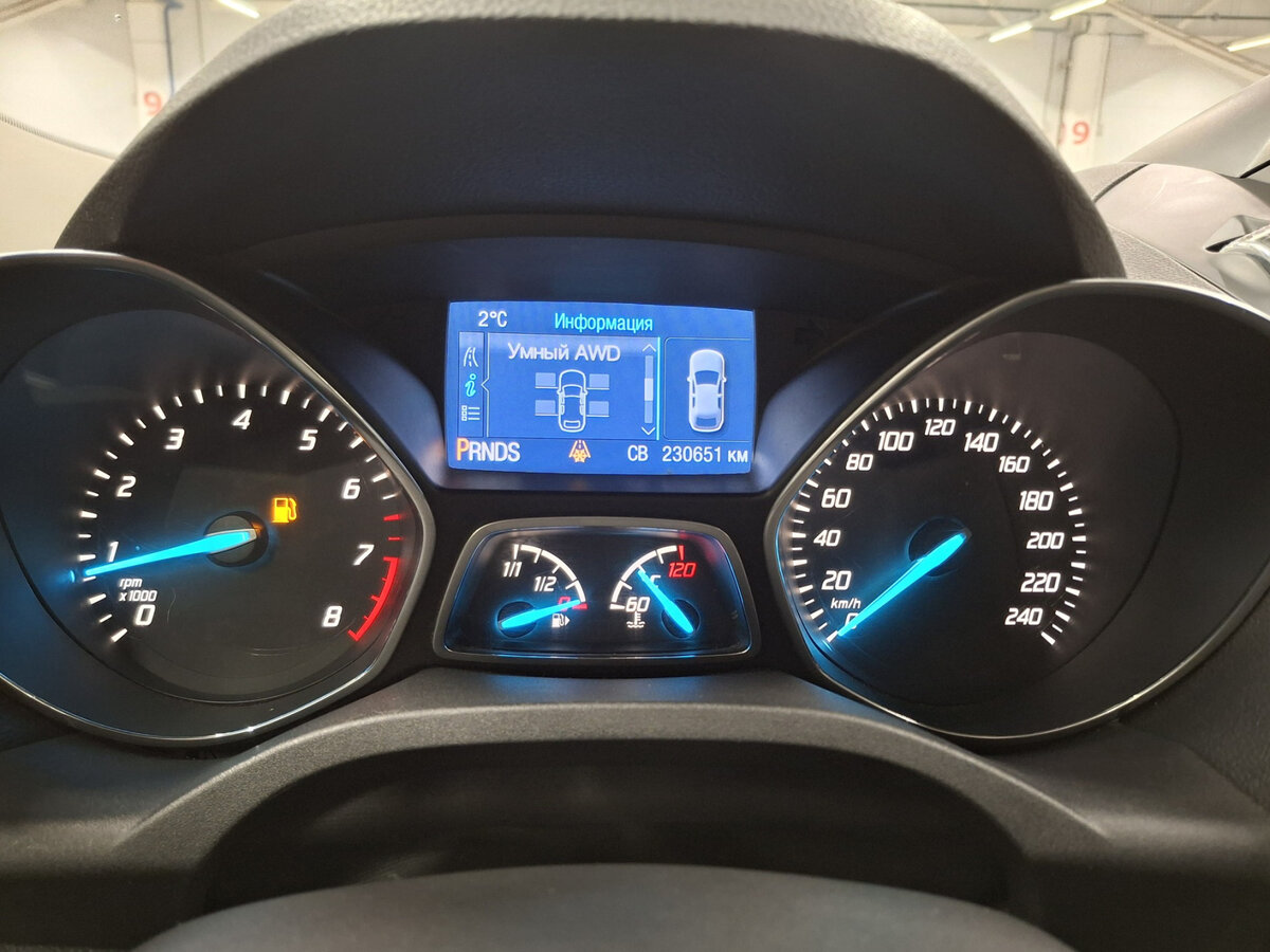 Ford Kuga с пробегом — 2013 год. Фото: #12