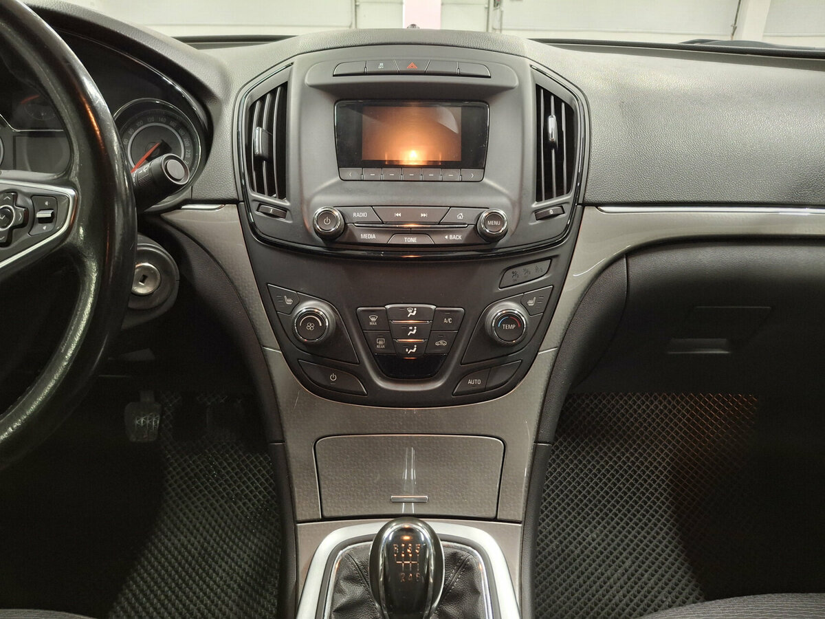 Opel Insignia с пробегом — 2013 год. Фото: #14