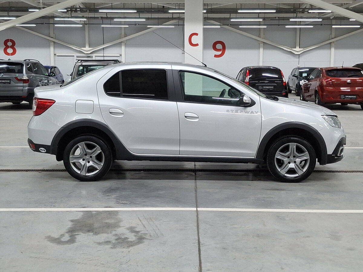 Renault Logan с пробегом — 2020 год. Фото: #3