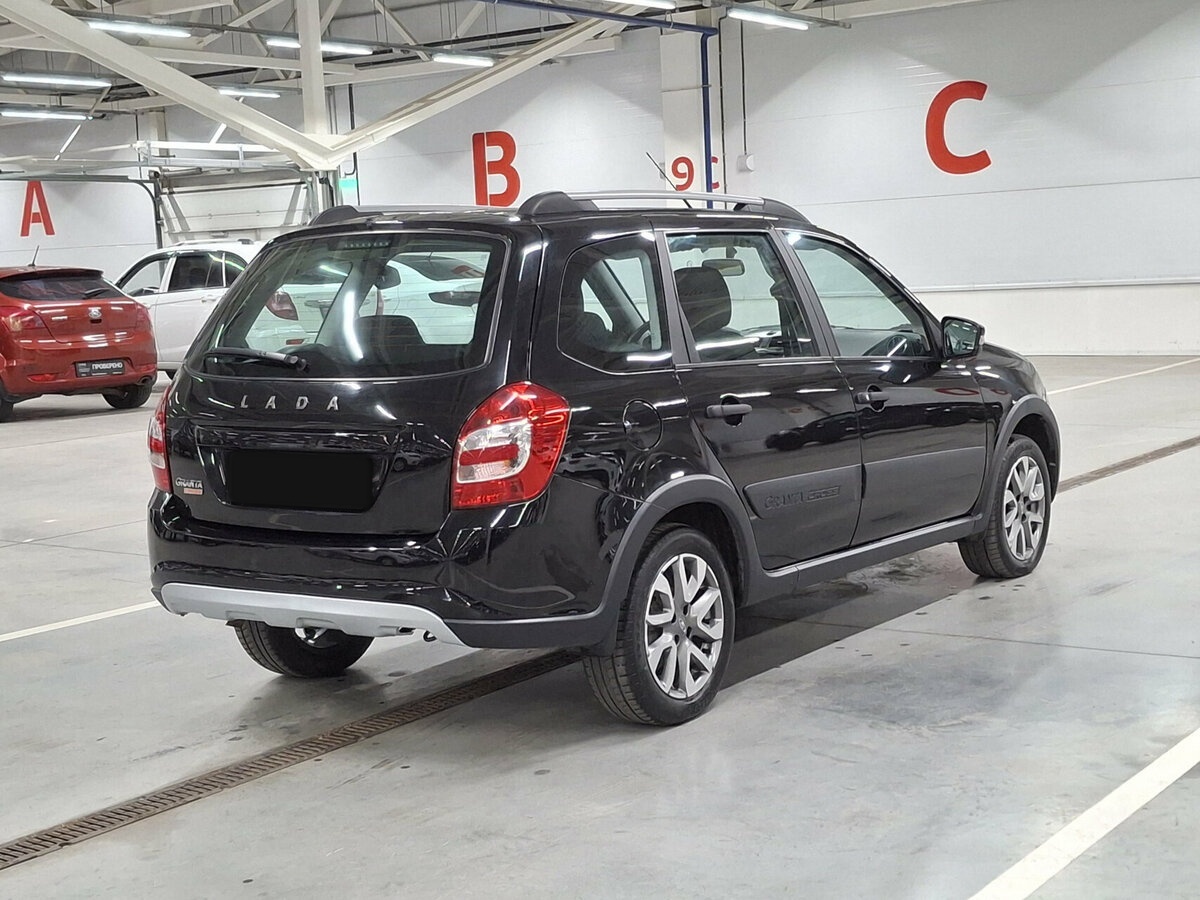 Lada (ВАЗ) Granta с пробегом — 2022 год. Фото: #4