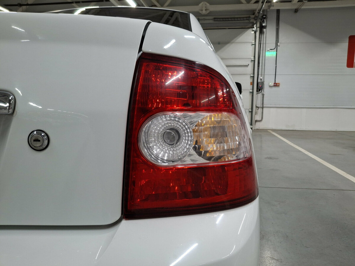 Lada (ВАЗ) Priora с пробегом — 2017 год. Фото: #8