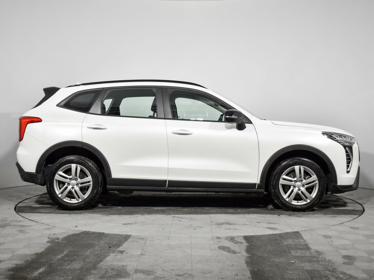 Haval Jolion с пробегом — 2024 год. Фото: #3